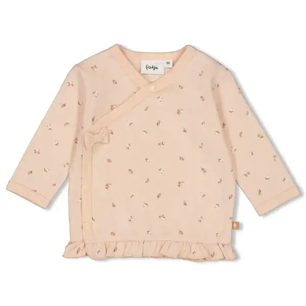 Licht roze baby overslagshirt met kleine print en ruffle details, geschikt voor newborns.